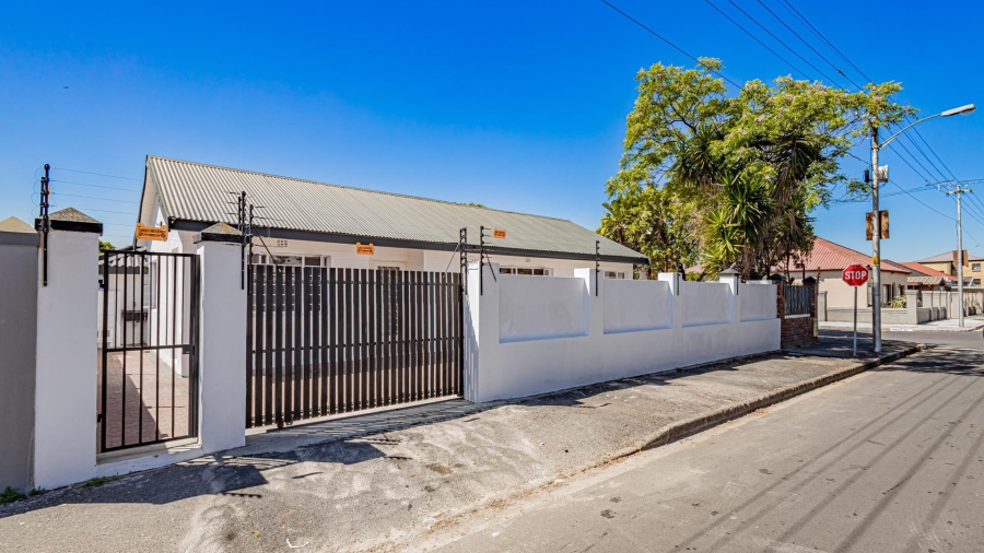 11 Bedroom Property for Sale in Richmond Estate Western Cape